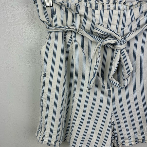 LOFT White Blue Striped Paperbag Shorts High Waist Medium - Picture 3 of 11
